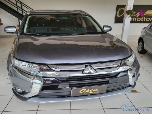 Mais detalhes do Mitsubishi Outlander OUTLANDER 2.0 2WD CVT  Gasolina