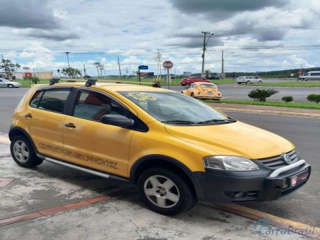 Mais detalhes do Volkswagen CrossFox 1.6 Flex