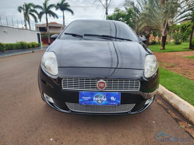 Mais detalhes do Fiat Punto ESSENCE 1.8 Flex