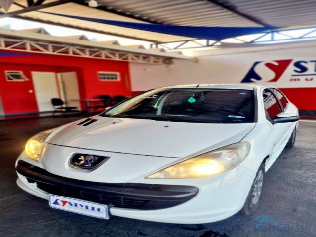 Mais detalhes do Peugeot 207 1.4  Flex