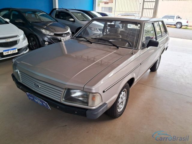 Mais detalhes do Ford Belina 1.6 II lcool