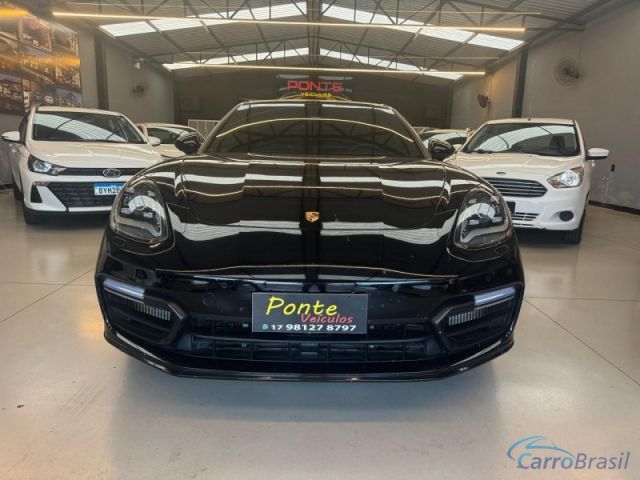 Mais detalhes do Porsche Panamera 4EHYB 