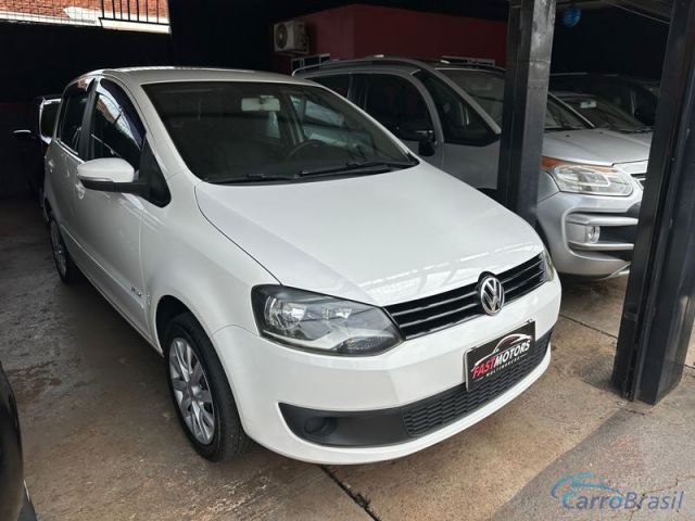 Mais detalhes do Volkswagen Fox 1.6 4P.  Flex