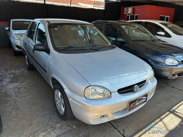 Mais detalhes do Chevrolet (GM) Corsa Sedan Classic 4P. lcool