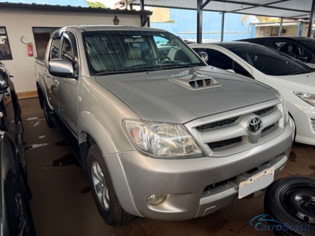 Mais detalhes do Toyota Hilux  Diesel