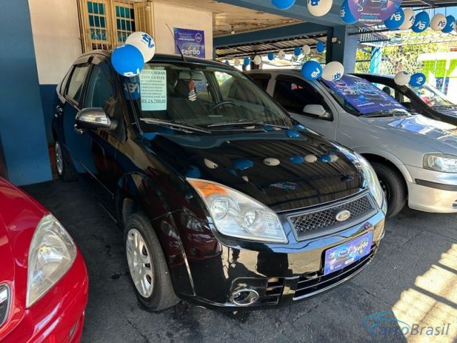 Mais detalhes do Ford Fiesta Sedan 1.0 4P.  Flex