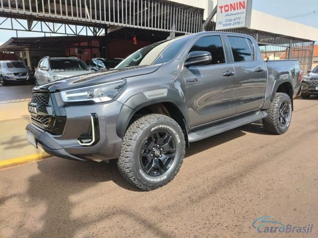 Mais detalhes do Toyota Hilux SRX 4X4 Aut. 4P.  Diesel