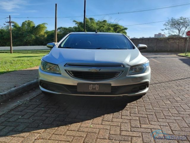 Mais detalhes do Chevrolet (GM) Onix 1.4 LT Flex