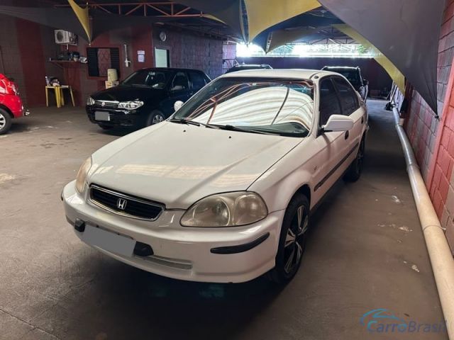 Mais detalhes do Honda Civic LX 1.6 4P.  Gasolina