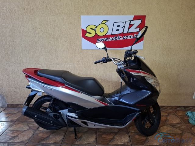 Mais detalhes do Honda PCX 150  SPORT  Gasolina