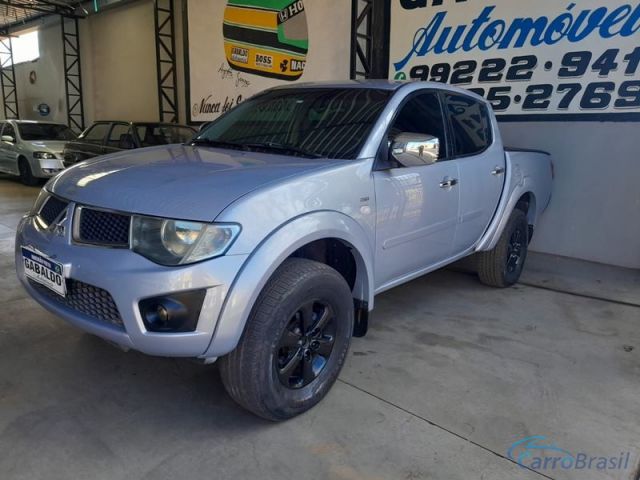 Mais detalhes do Mitsubishi L-200 Aut. 4P.  Flex