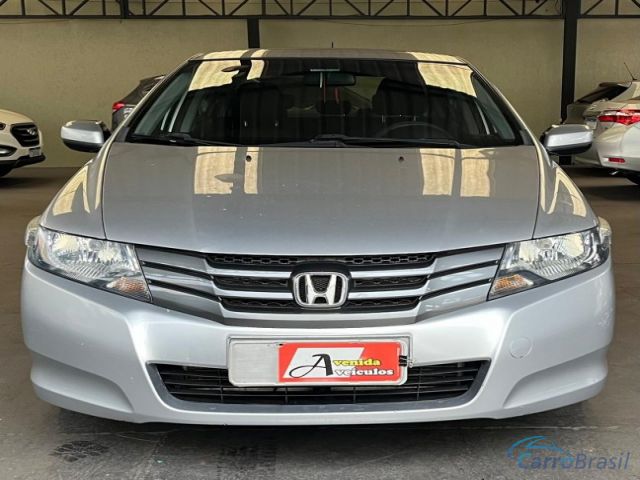 Mais detalhes do Honda City LX Flex