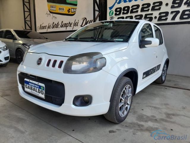 Mais detalhes do Fiat Uno Sporting 1.4 4P. Flex