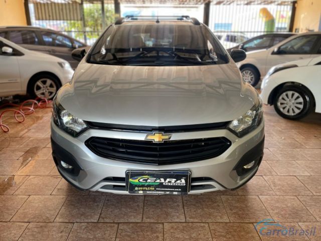 Mais detalhes do Chevrolet (GM) Onix Active 1.4 Flex