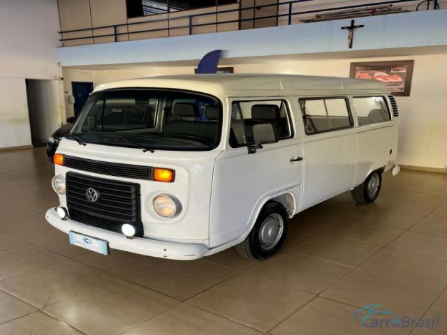 Mais detalhes do Volkswagen Kombi 1.4 Flex 9 Lugares Flex