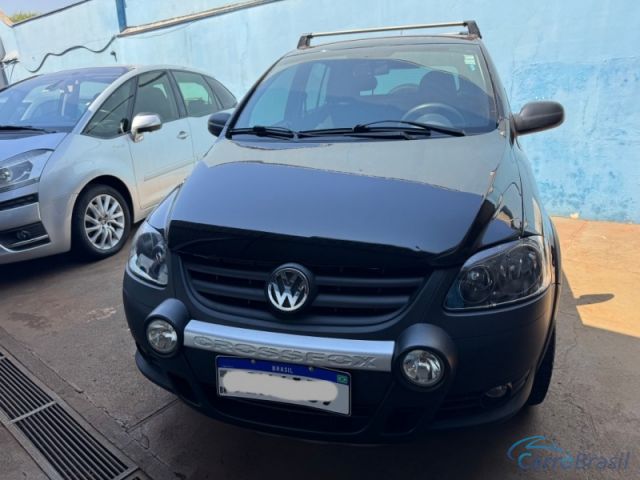 Mais detalhes do Volkswagen CrossFox 1.6 