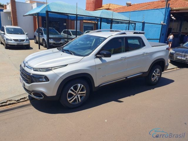 Mais detalhes do Fiat Toro 2.0 Volcano Diesel Automtico  Diesel