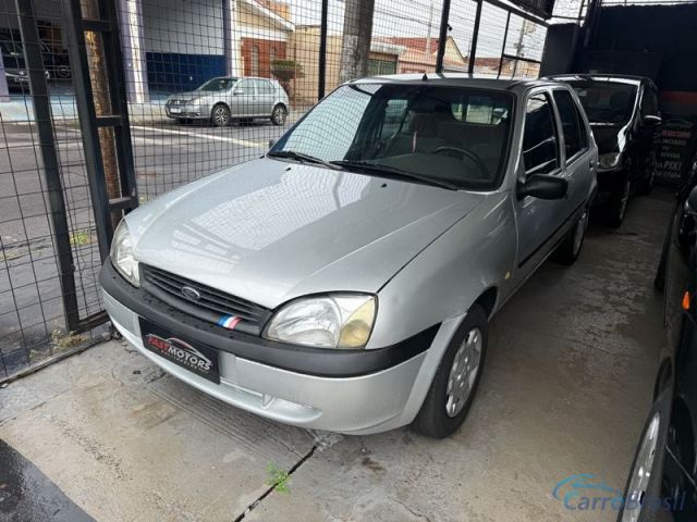 Mais detalhes do Ford Fiesta Hatch 1.0 4P.  Gasolina