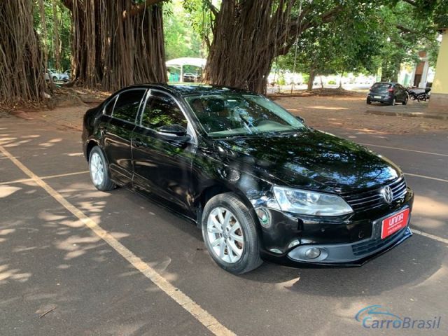Mais detalhes do Volkswagen Jetta 2.0 Conforline 4P.  Flex