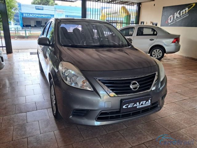 Mais detalhes do Nissan Versa sv 1.6 Flex