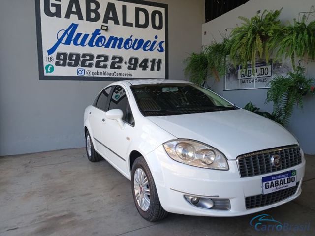 Mais detalhes do Fiat Linea LX 1.9 Dualogic 4P.  Flex