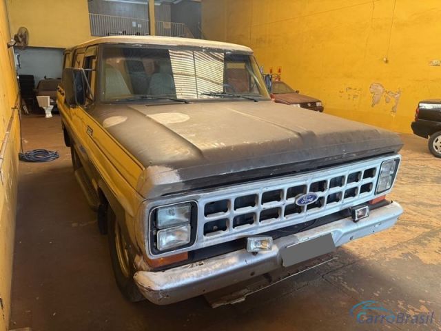 Mais detalhes do Ford F-100 6 Lugares 2P.  Diesel
