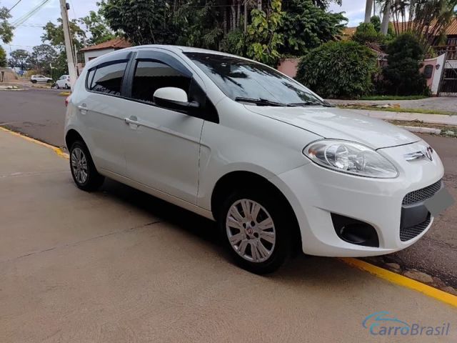 Mais detalhes do Fiat Palio Atractive 4P. Flex