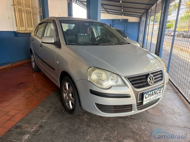 Mais detalhes do Volkswagen Polo Sedan 4P.  Flex