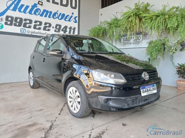 Mais detalhes do Volkswagen Fox 1.6 4P. Flex