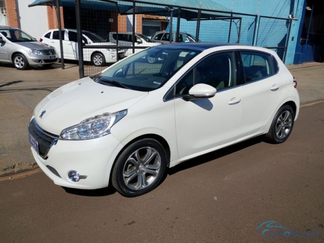 Mais detalhes do Peugeot 208 1.6 Griffe Automático Flex