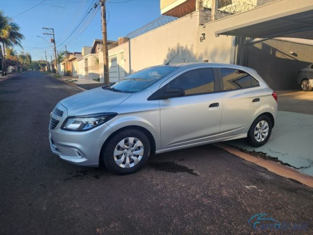 Mais detalhes do Chevrolet (GM) Onix Joy 1.0 Flex Flex