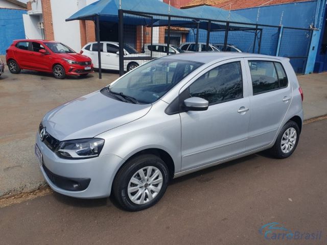 Mais detalhes do Volkswagen Fox 1.6 BLUEMOTION Flex