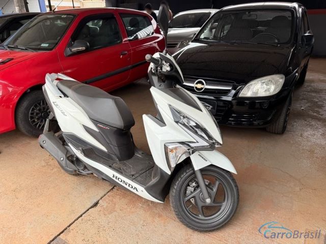 Mais detalhes do Honda Elite  125 Gasolina