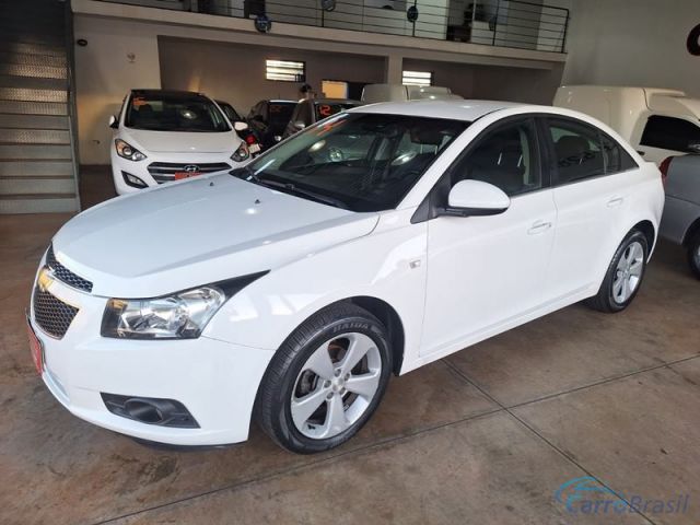 Mais detalhes do Chevrolet (GM) Cruze Sedan LT 1.8 Aut. 4P.