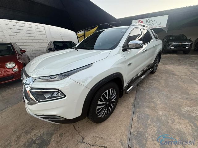 Mais detalhes do Fiat Toro 2.2 TURBO DIESEL RANCH 4WD AT9 Diesel
