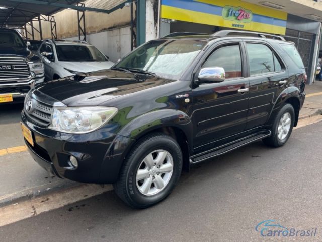 Mais detalhes do Toyota Hilux SW4 SRV 3.0 Diesel