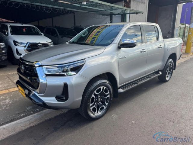 Mais detalhes do Toyota Hilux 2.8 D-4D TURBO DIESEL CD SRX LIMITED 4X4 AUTOMTICO Diesel