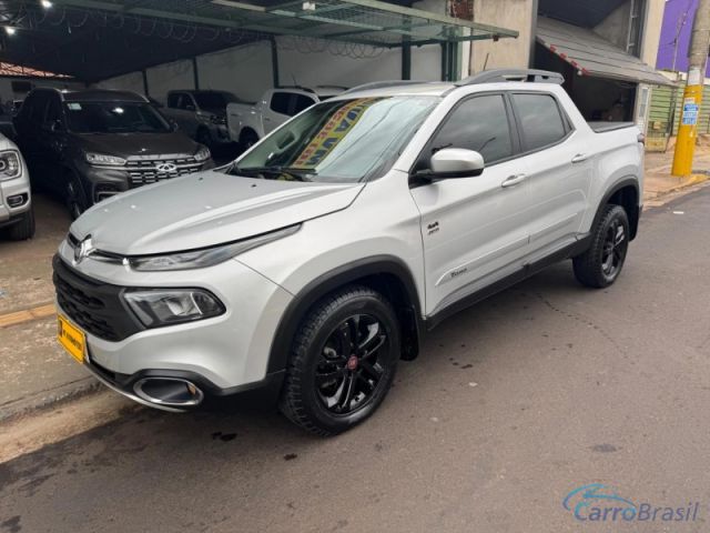 Mais detalhes do Fiat Toro 2.0 16V TURBO DIESEL FREEDOM 4WD AT9 Diesel