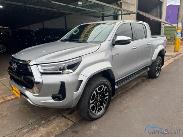 Mais detalhes do Toyota Hilux 2.8 D-4D TURBO DIESEL CD SRX PLUS 4X4 AUTOMTICO Diesel