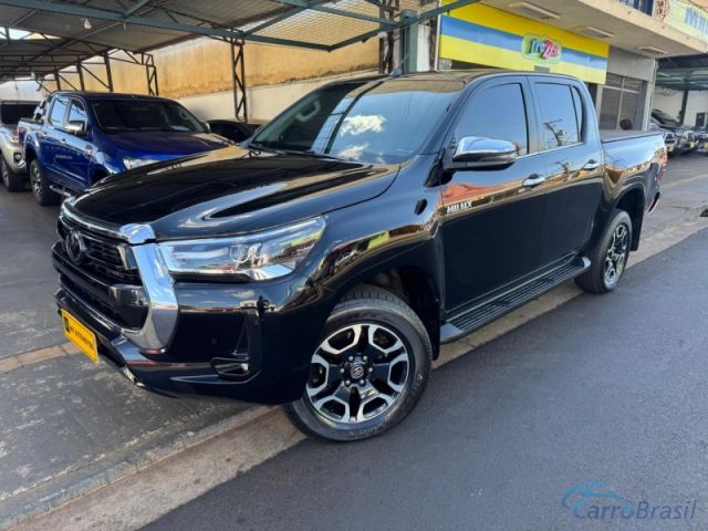 Mais detalhes do Toyota Hilux 2.8 D-4D TURBO DIESEL CD SRX 4X4 AUTOMTICO Diesel