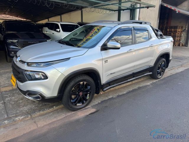 Mais detalhes do Fiat Toro 2.0 16V TURBO DIESEL FREEDOM 4WD AT9 Diesel
