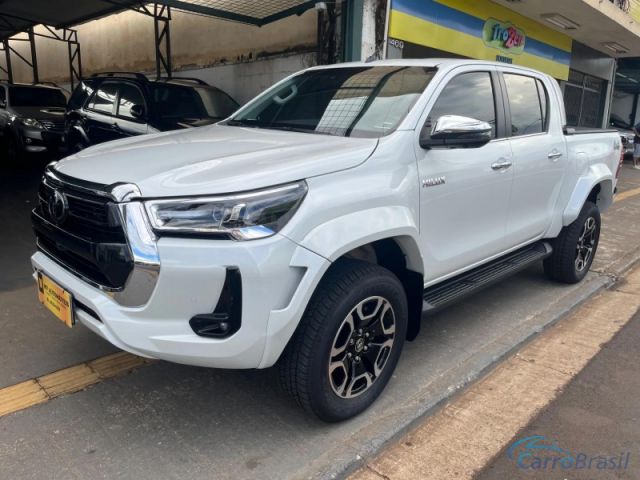 Mais detalhes do Toyota Hilux 2.8 D-4D TURBO DIESEL CD SRX PLUS 4X4 AUTOM�TICO Diesel