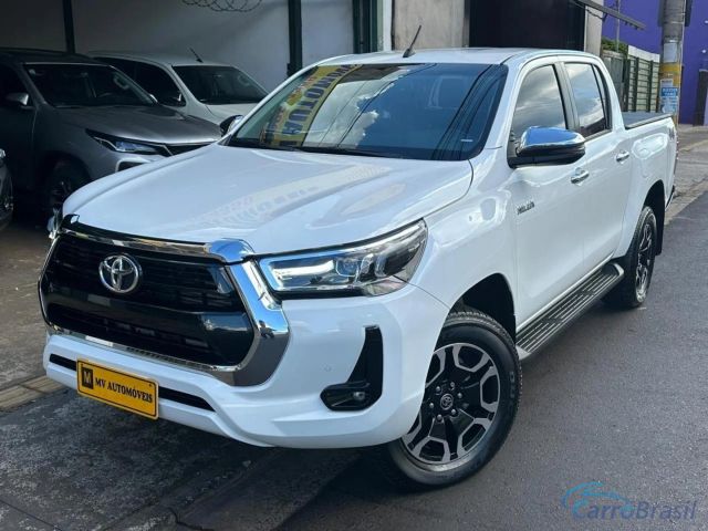 Mais detalhes do Toyota Hilux 2.8 D-4D TURBO DIESEL CD SRV 4X4 AUTOMÁTICO Diesel