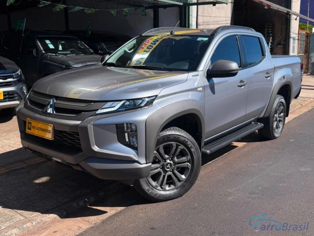 Mais detalhes do Mitsubishi L-200 2.4 16V TURBO DIESEL SPORT OUTDOOR PLUS CD 4P 4X4 AUTOMÁTICO Diesel