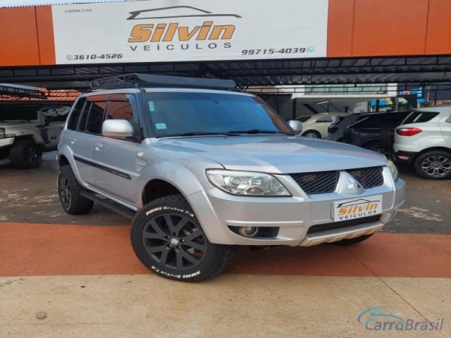 Mais detalhes do Mitsubishi Pajero 2.0 4X4 16V 140CV FLEX 4P AUTOMTICO Flex