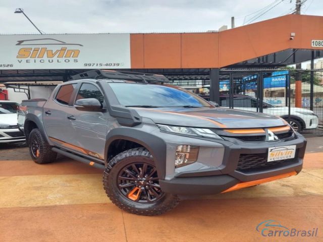 Mais detalhes do Mitsubishi L-200 2.4 16V TURBO DIESEL SPORT SAVANA SERT�ES CD 4P 4X4 AUTOM�TICO Diesel