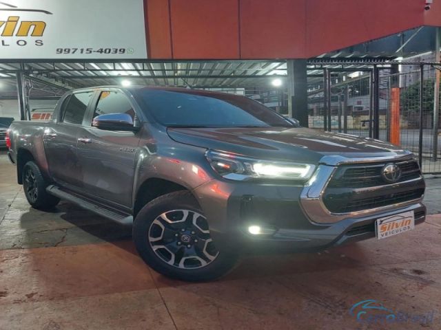 Mais detalhes do Toyota Hilux 2.8 D-4D TURBO DIESEL CD SRX 4X4 AUTOM�TICO Diesel
