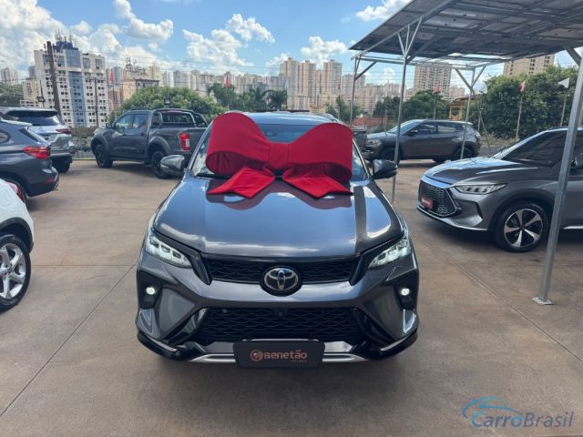 Mais detalhes do Toyota Hilux SW4 Diamond 2.8 TB 4x4 Die. Aut. Diesel