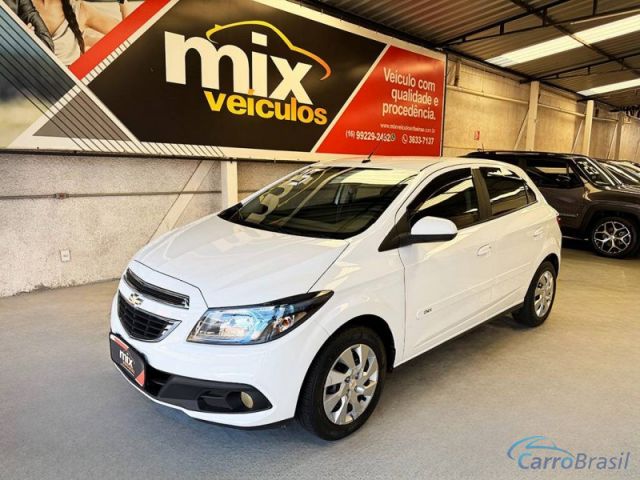 Mais detalhes do Chevrolet (GM) Onix 1.4 MPFI LT 8V Flex