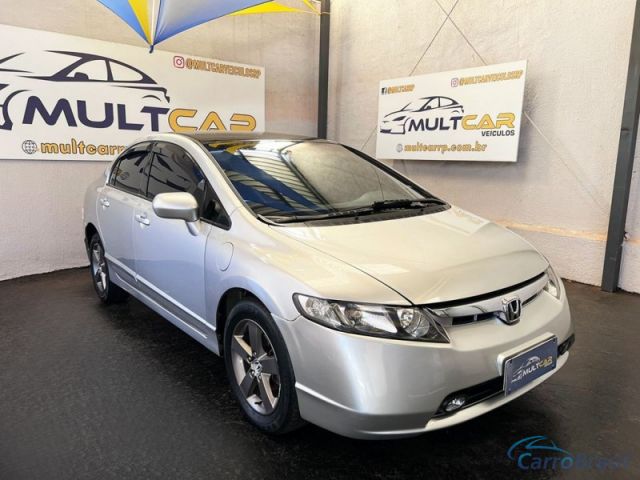 Mais detalhes do Honda Civic 1.8 LXS 16V Flex